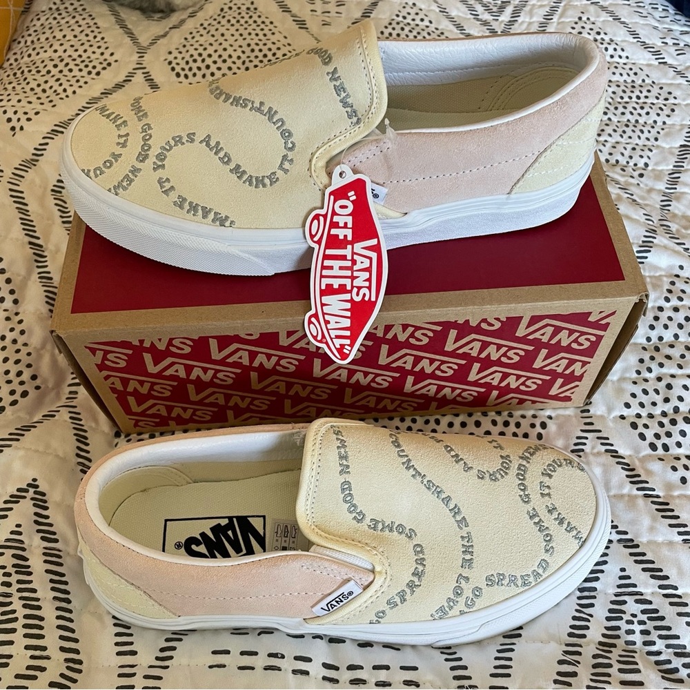 NWB Vans “Good News” Slip-Ons Women’s Size 6.5